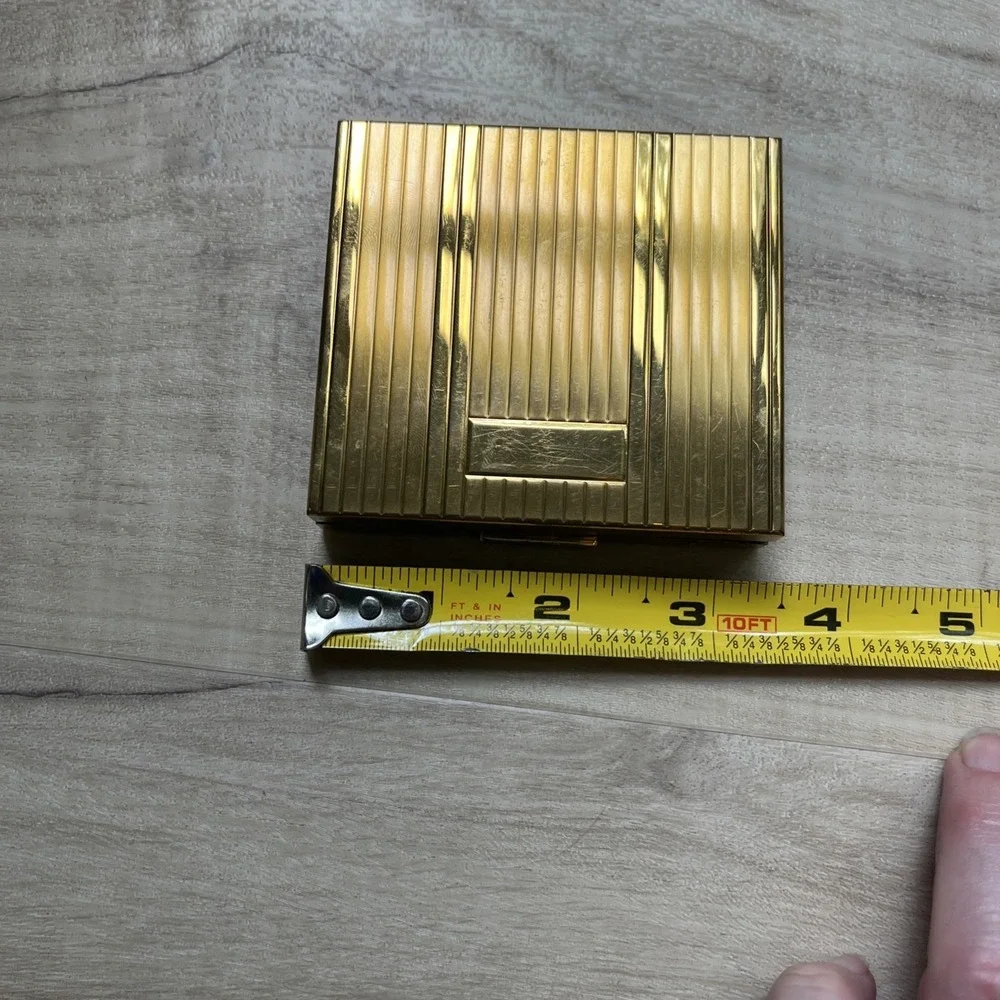 Gold Compact Card Case - Unbranded Slim Metal Accessory